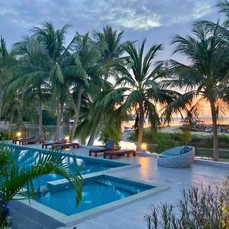 Breeze Bay Villa Wok Tum Bagian luar foto