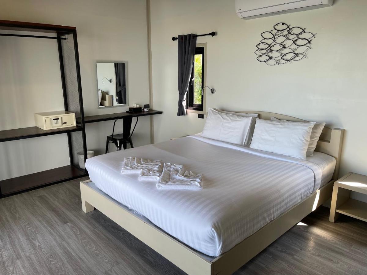 Breeze Bay Villa Wok Tum Bagian luar foto
