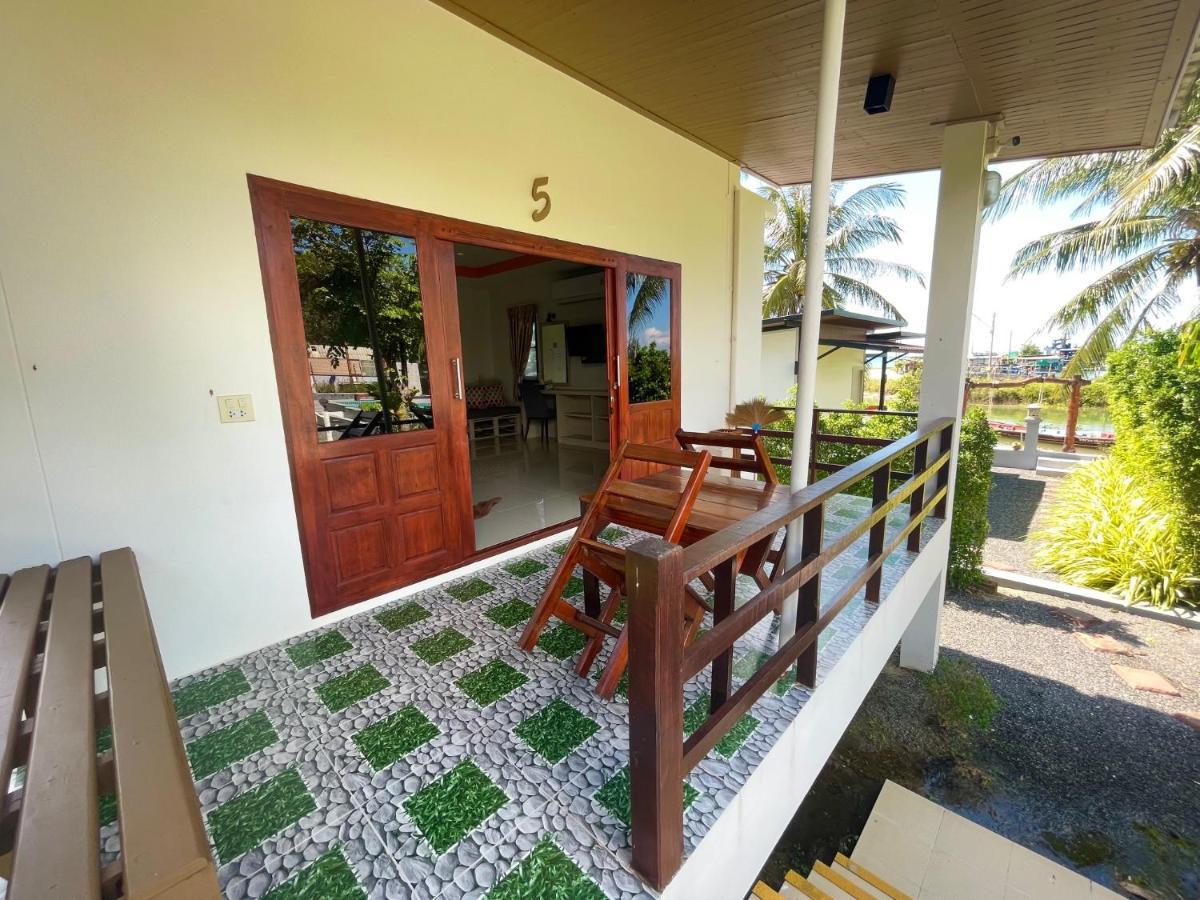 Breeze Bay Villa Wok Tum Bagian luar foto