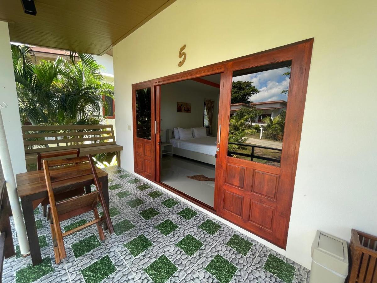 Breeze Bay Villa Wok Tum Bagian luar foto